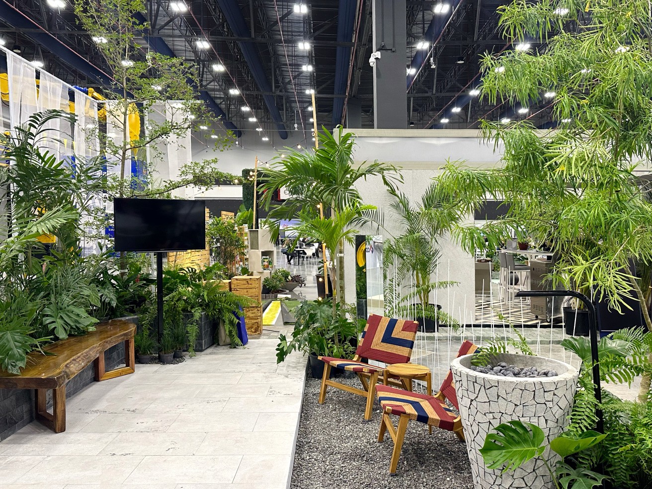 Especialistas en arquitectura en Panamá, diseño de interiores y paisajismo. Crea espacios únicos y verdes para viviendas y negocios.