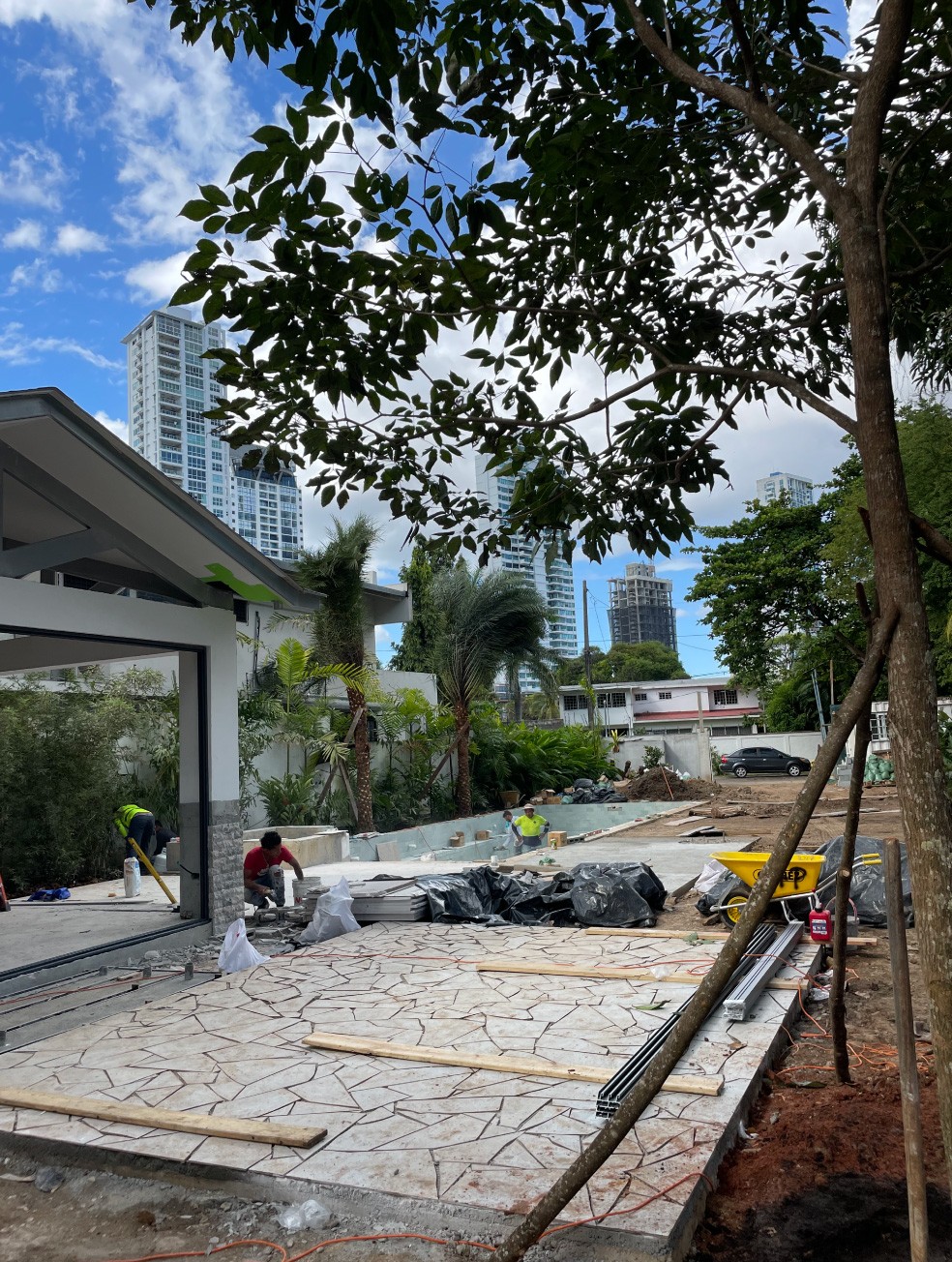 Especialistas en arquitectura en Panamá, diseño de interiores y paisajismo. Crea espacios únicos y verdes para viviendas y negocios.